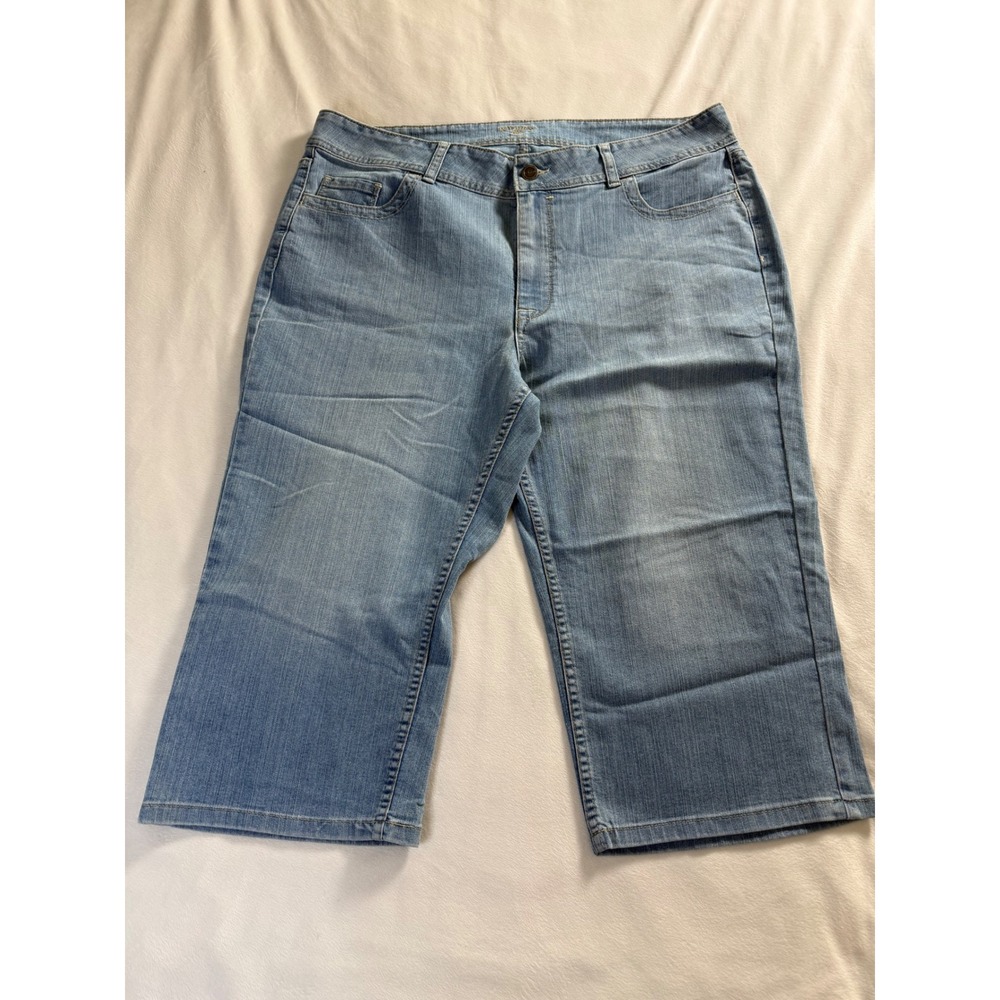 Y2K Riders by Lee Womens Light Wash Denim Capri Jeans 20M Stretch Cropped